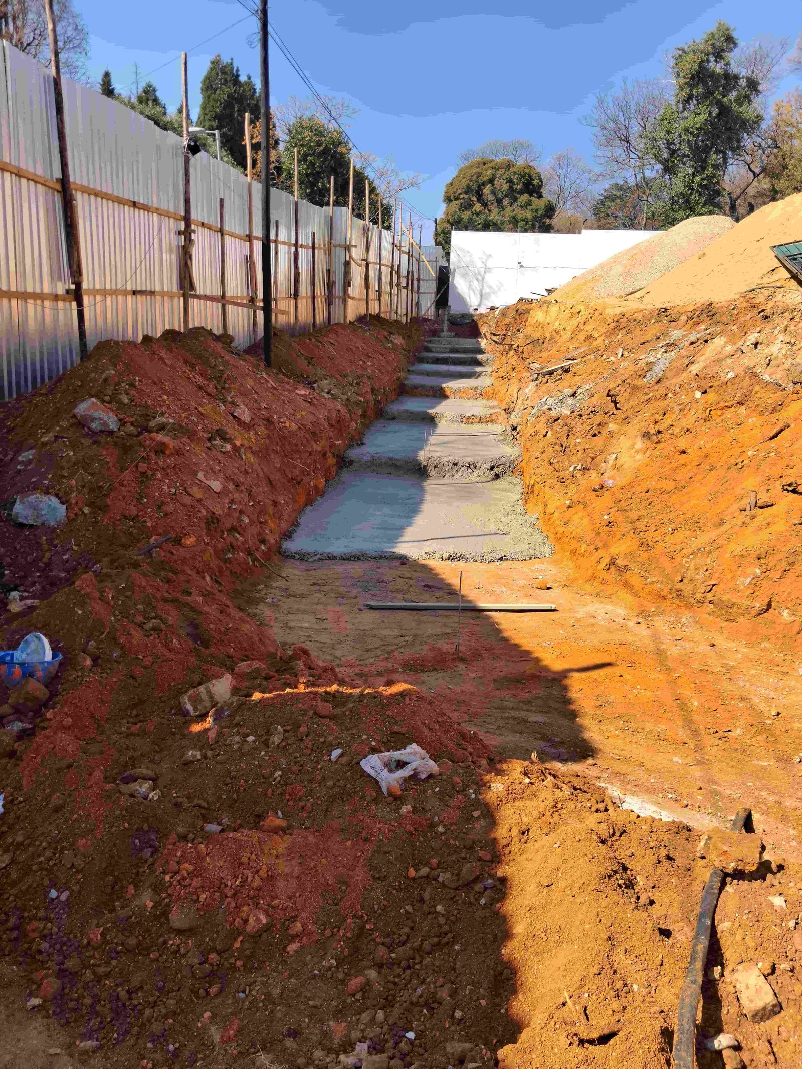 High-quality patio development showcasing Sikha Construction’s work at Sandhurst Mansion
